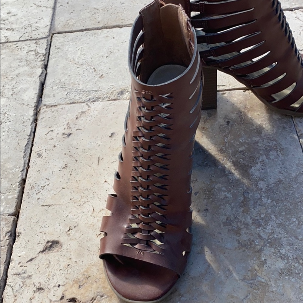 Indigo Road shoes - Picture 3 of 5